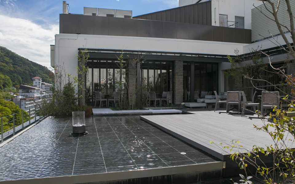 屋上庭園 水のテラス