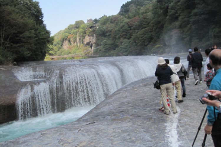 吹割の滝